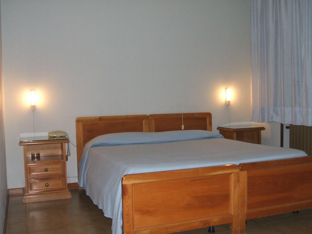 Hotel Ristorante Da Gianni Bovolone Habitación foto